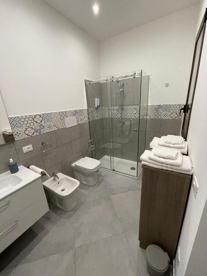 Baron'S Suites Palermo Esterno foto