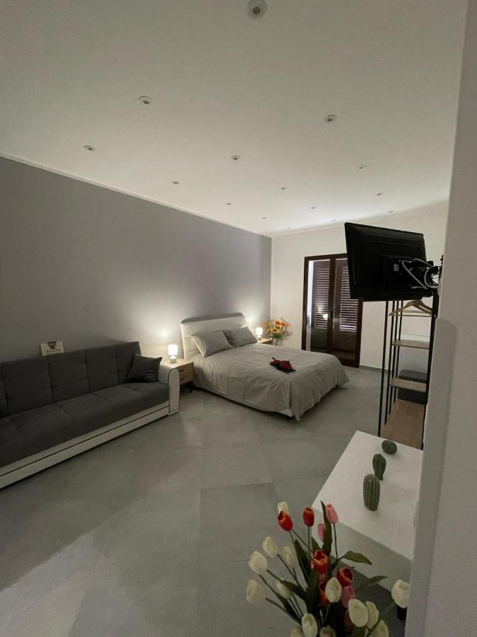 Baron'S Suites Palermo Esterno foto