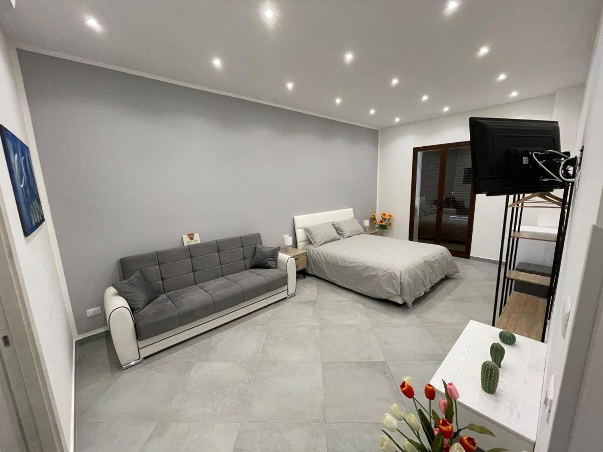 Baron'S Suites Palermo Esterno foto