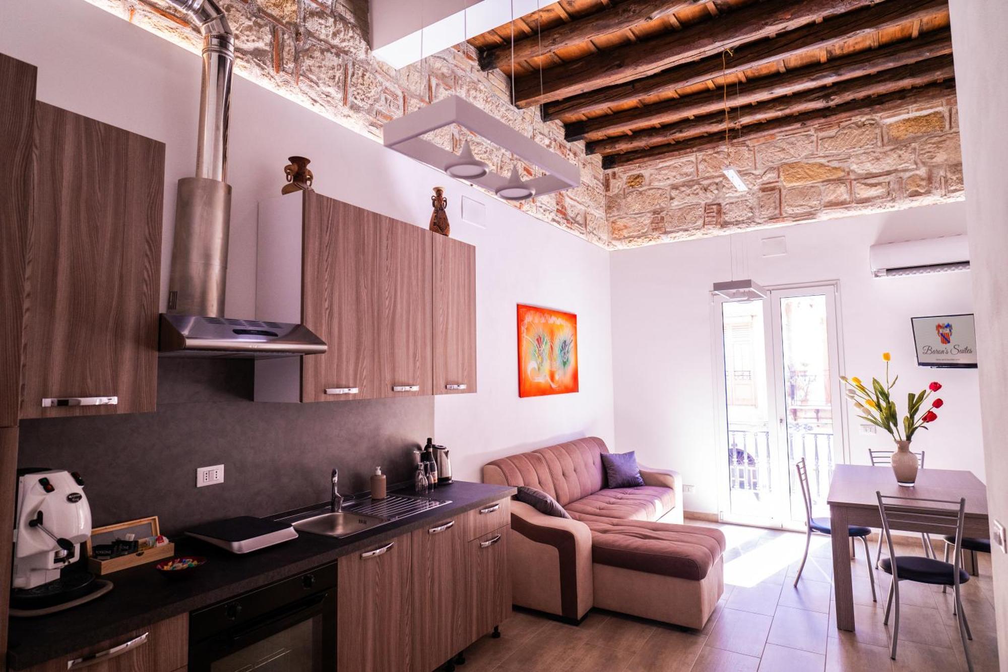 Baron'S Suites Palermo Esterno foto