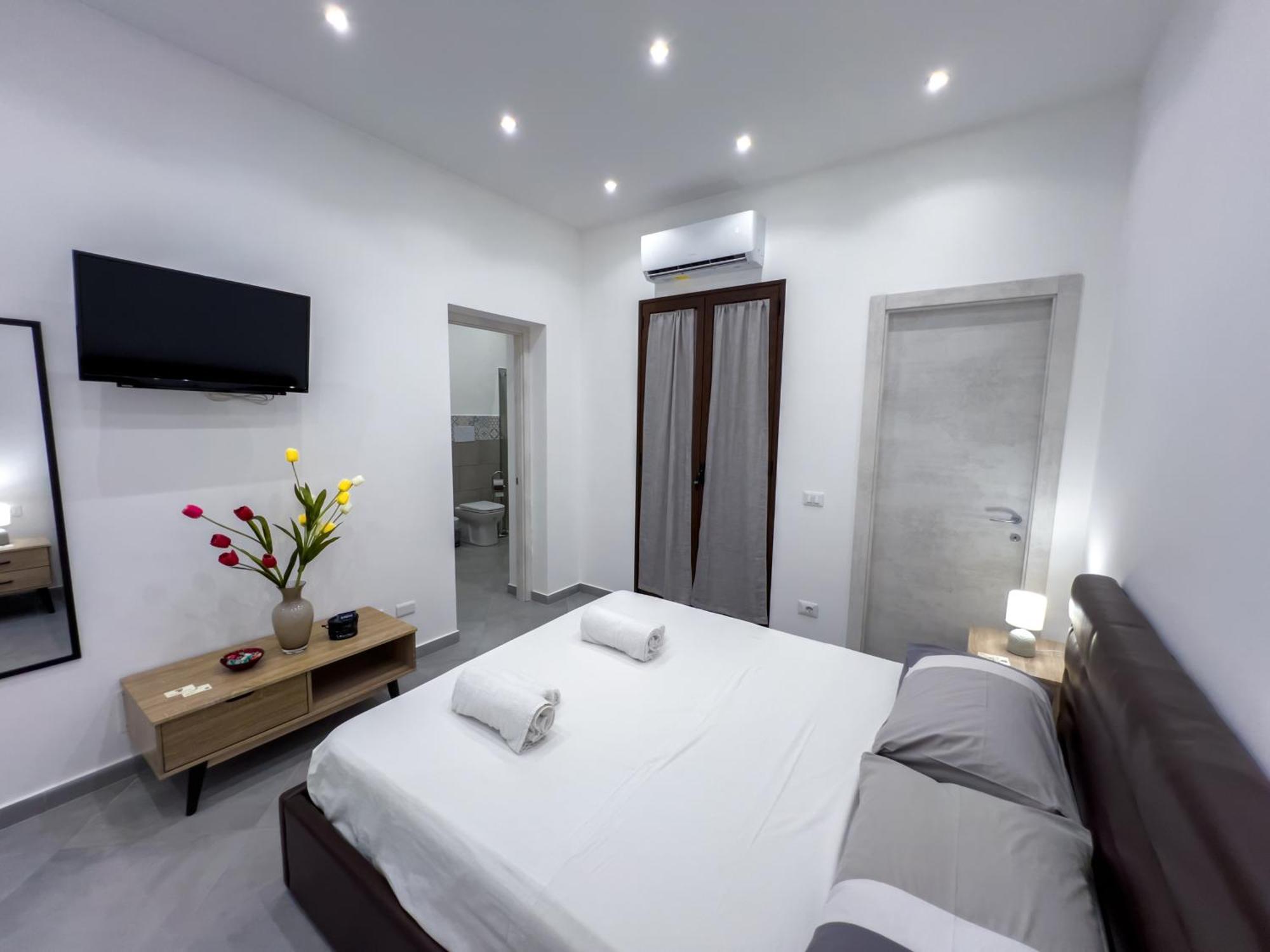 Baron'S Suites Palermo Esterno foto